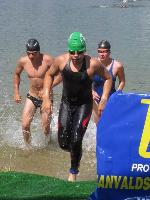 Mates ukázkově vybíhá Mates ukázkově vybíhá