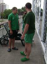 nadýchat se čerstvého vzduchu před závodem nadýchat se čerstvého vzduchu před závodem