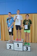 vyhlášení 50Z ženy - 1. Tereza Muselová, 3. Vanesa Lipovská vyhlášení 50Z ženy - 1. Tereza Muselová, 3. Vanesa Lipovská