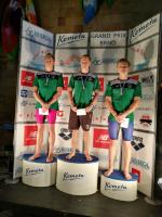 vyhlášení 400K muži - 1. Jan Hanzal, 2. Jakub Lahoda, 3. David Noll vyhlášení 400K muži - 1. Jan Hanzal, 2. Jakub Lahoda, 3. David Noll