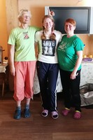 vyhlášení závodu - nejstarší (jen prostřední Eňa) vyhlášení závodu - nejstarší (jen prostřední Eňa)