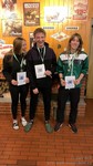 vyhlášení závodu na běžkách prostřední - 1. Vašek Eybl, 2. Natka Gacek, 3. Terka Čermáková vyhlášení závodu na běžkách prostřední - 1. Vašek Eybl, 2. Natka Gacek, 3. Terka Čermáková
